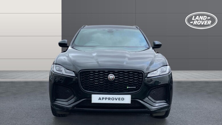 Jaguar F-Pace 2.0 D200 R-Dynamic Black 5dr Auto AWD Diesel Estate